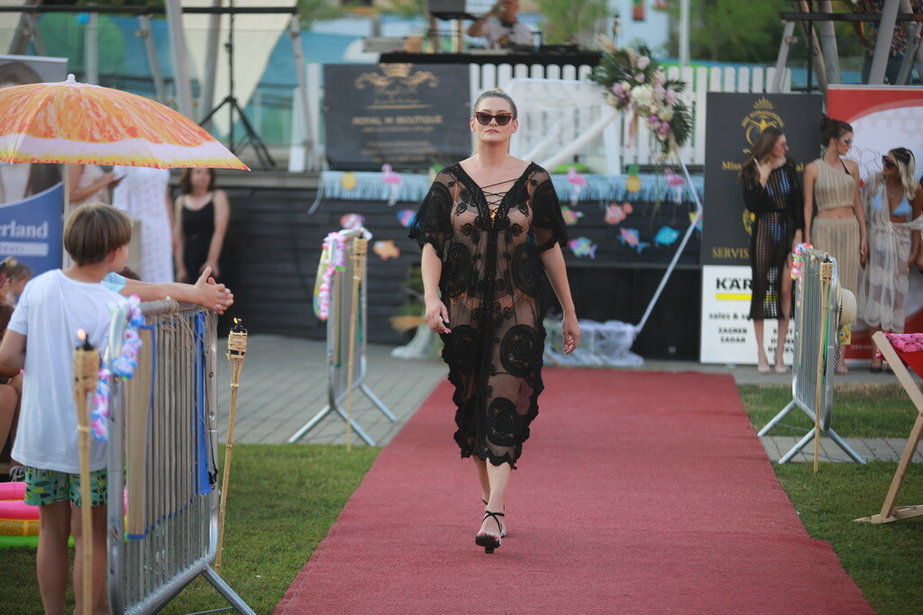 modna-revija-beach-28