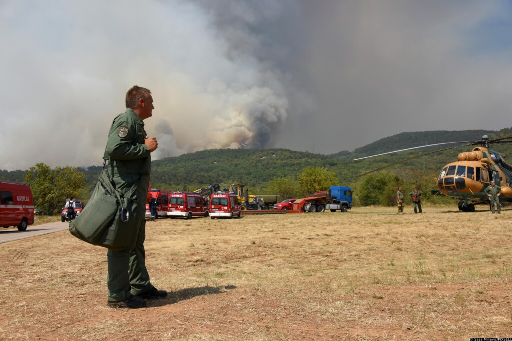 U Slovenskom Selu Lipa U Tijeku Je Akcija Gašenja Požara