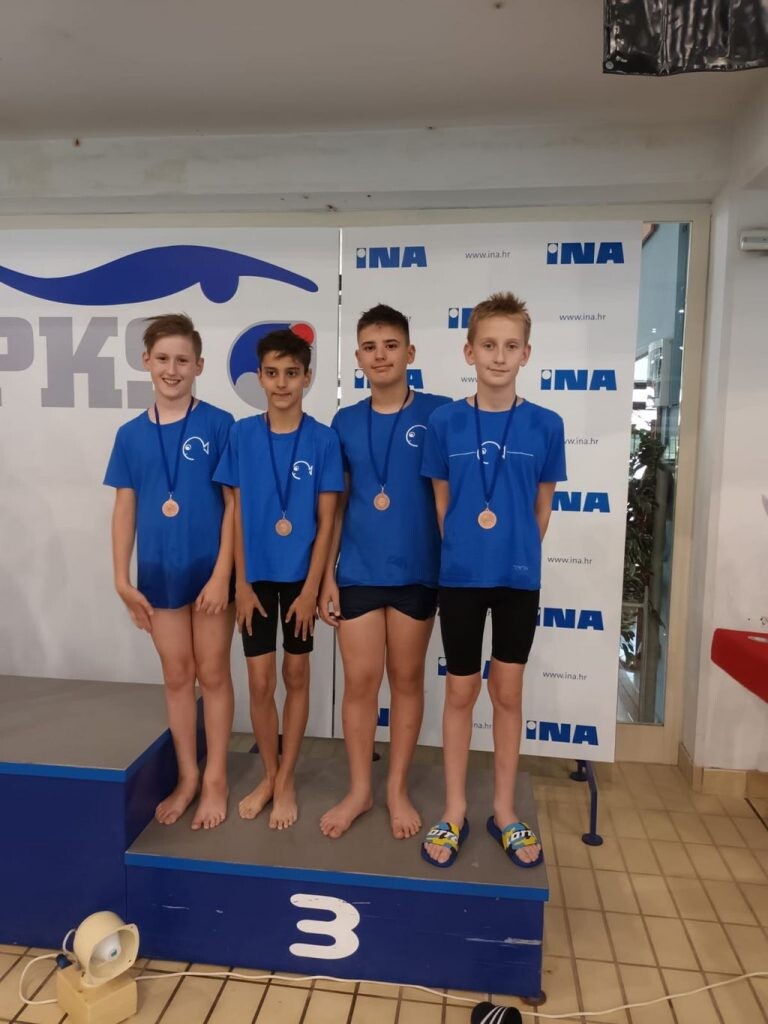 stafeta-kadeti-768x1024