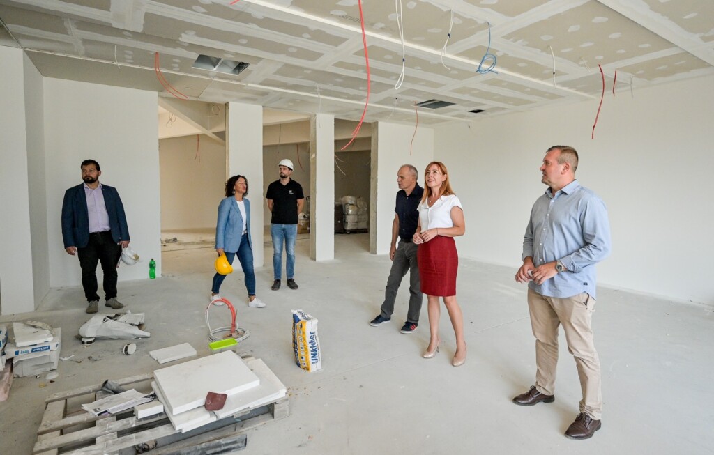 31082022_Medicinska_skola_obilazak_radova 12