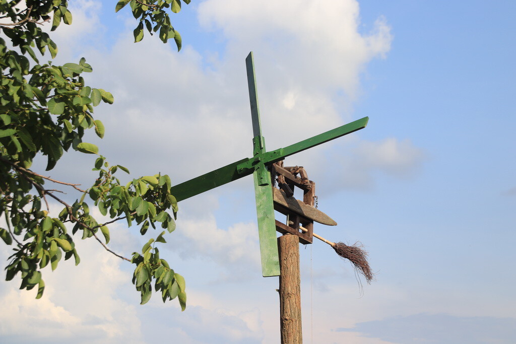 bartolovo-vrazje-oko-03