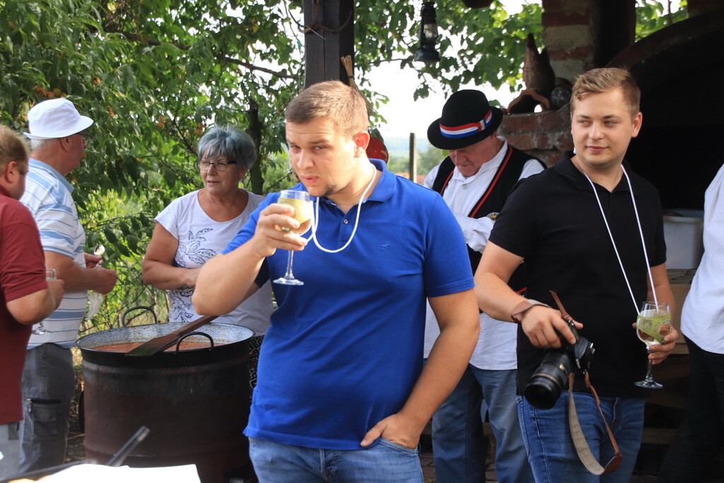 bartolovo-vrazje-oko-15