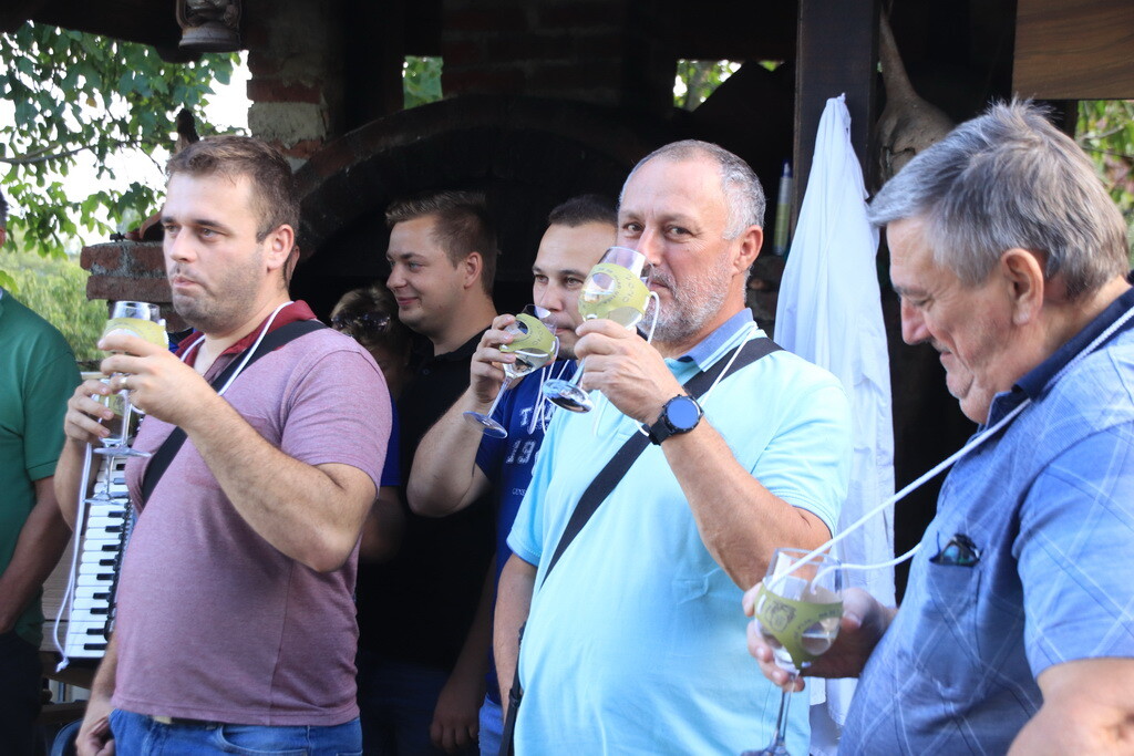 bartolovo-vrazje-oko-25