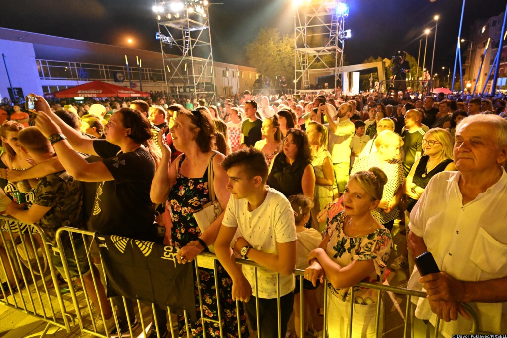 Knin: Koncert Doris Dragović povodom obilježavanja Dana pobjede i domovinske zahvalnosti