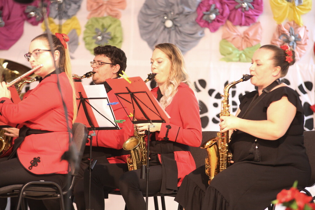 mazoretke-kajsujeli-15