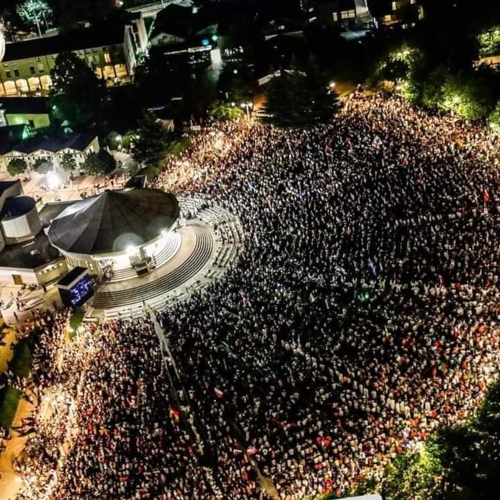 Papa u poruci pozvao mlade u Međugorju da ne budu egoistični i lijeni