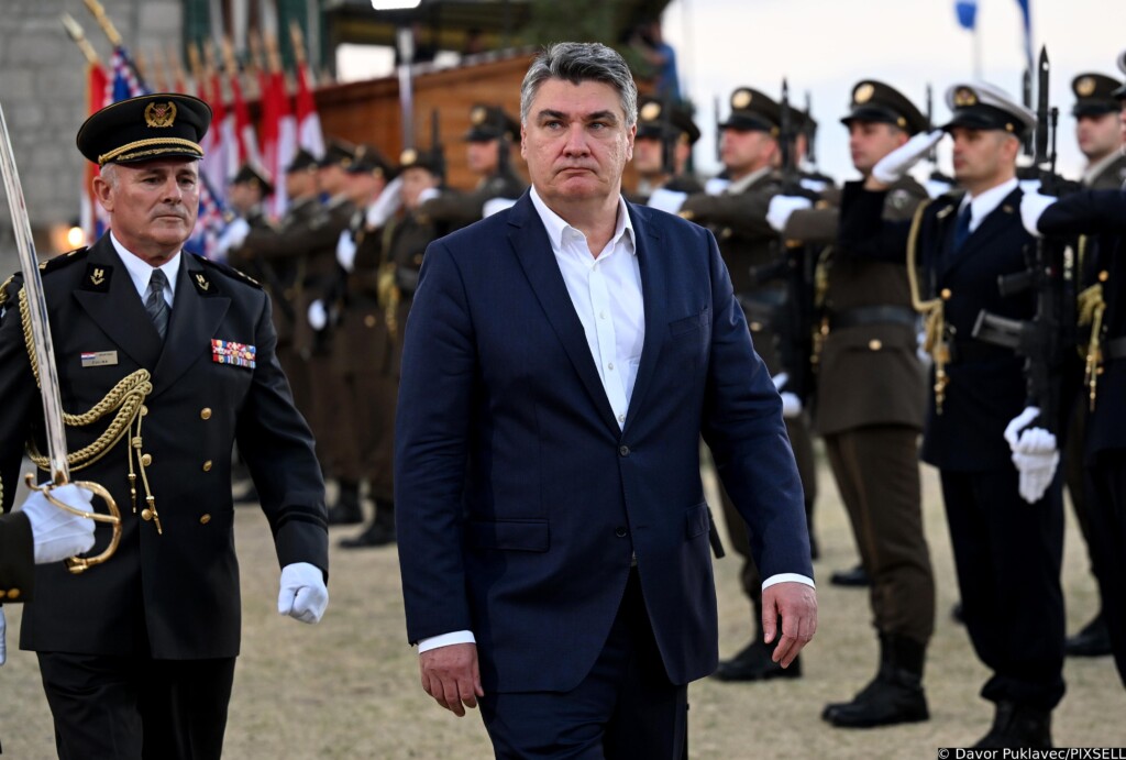 Predsjednik Zoran Milanović u Kninu na svečanom prijemu ratnih zapovjednika