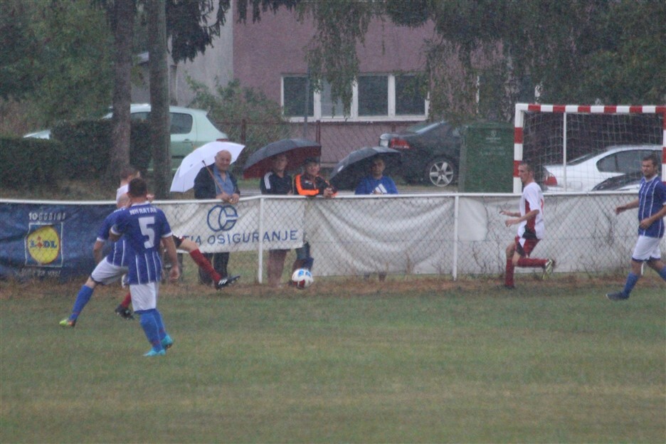 nogomet polet ratar02