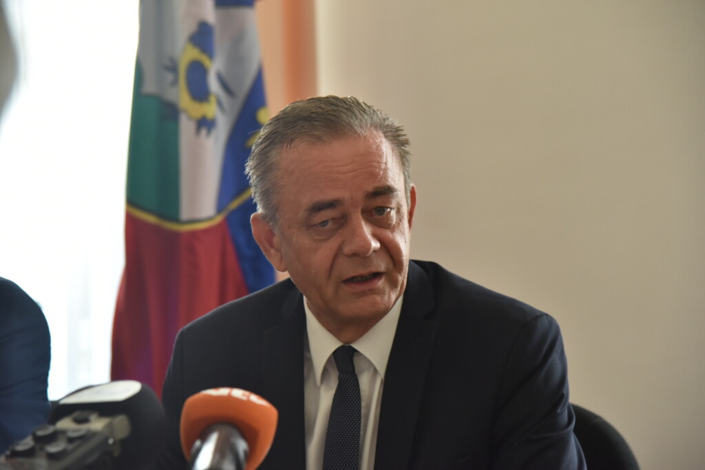 zupanija prsluci (11)