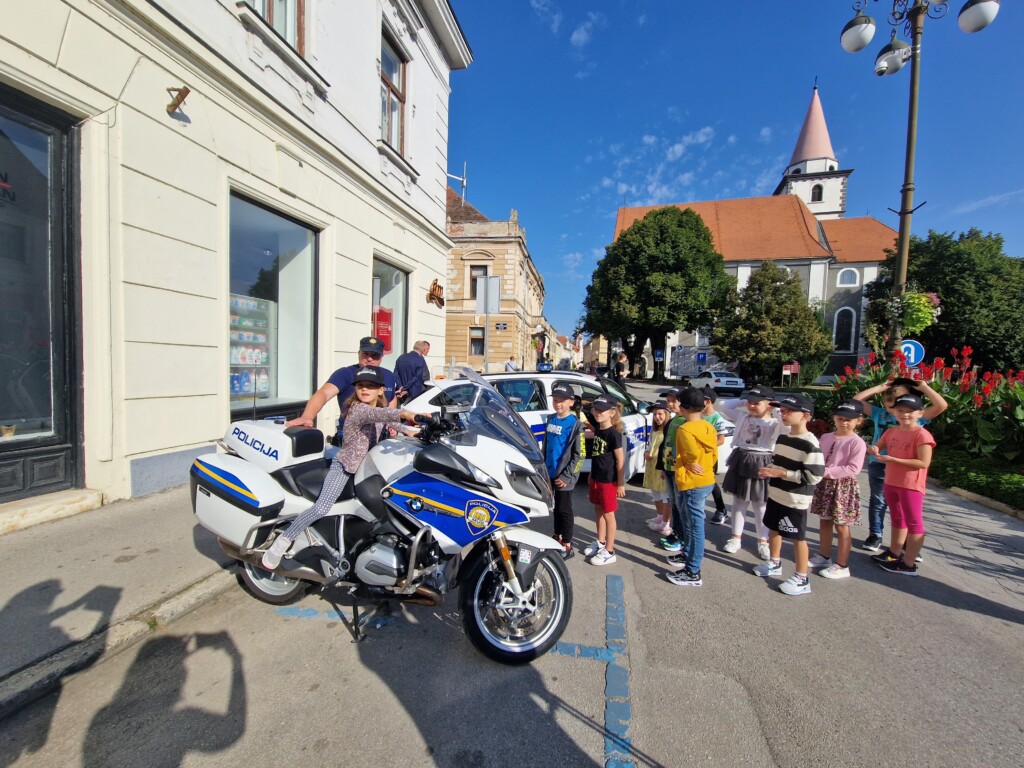 Sigurno u školu (12)