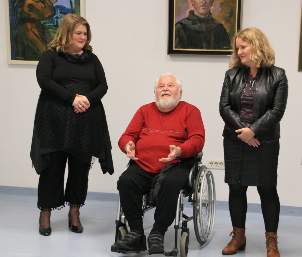 004 Autorovo obraćanje