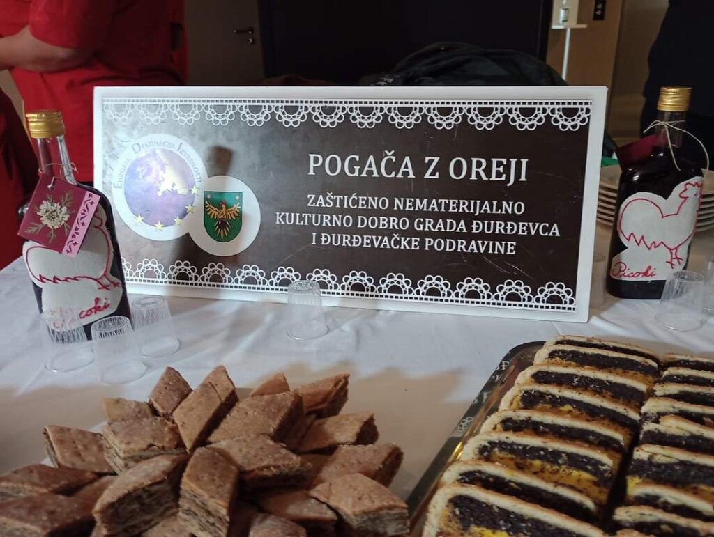 Članice Udruge žena grada Đurđevca sudjelovale na Interslastu i predstavile pogačo z oreji