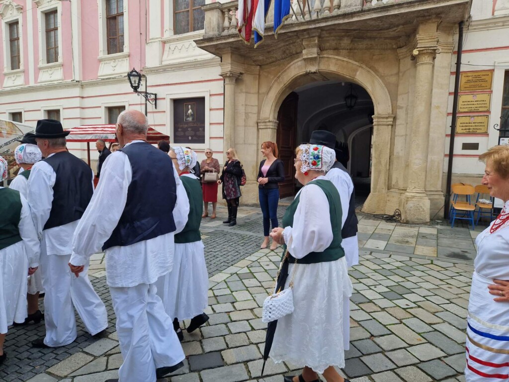 Mimohod_umirovljenika (7)