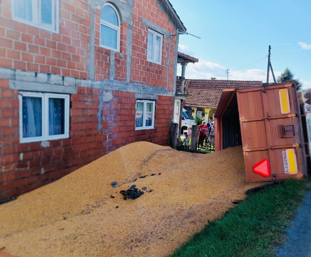 nesreća kukuruz ivanjska (1)