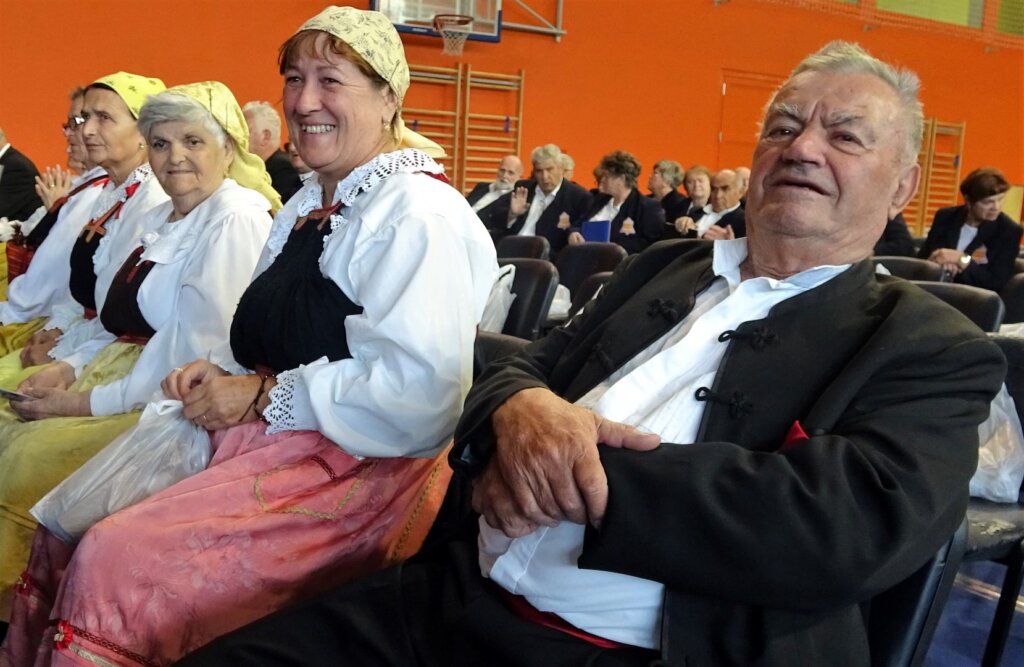 susret_zborovi_umirovljenika_vz_zupanija_2022 (8)