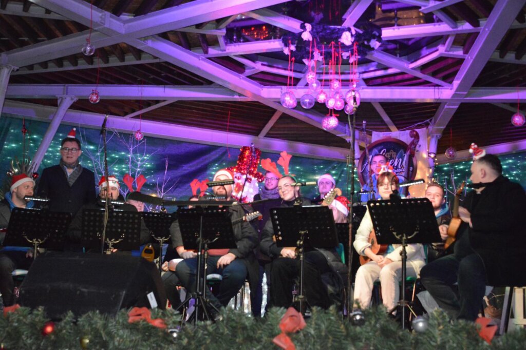 Gradski tamburaški orkestar Križevci (13)