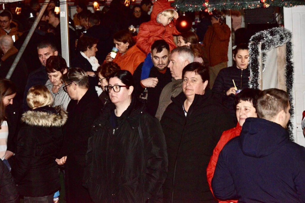 Gradski tamburaški orkestar Križevci (24)