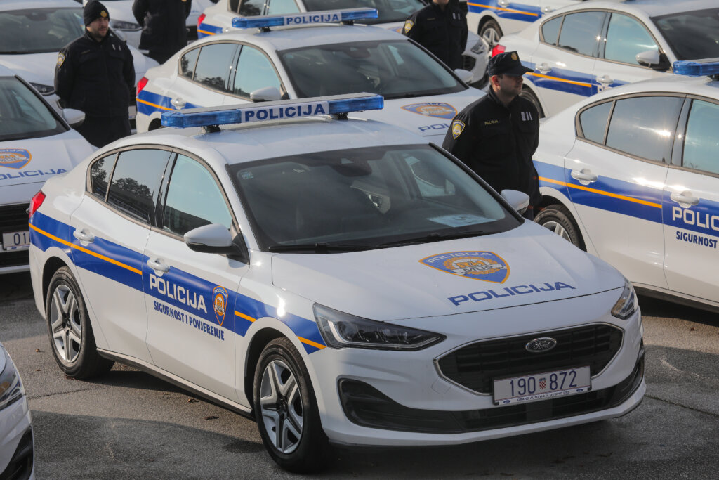 Zagreb: Primopredaja Policijskih Vozila