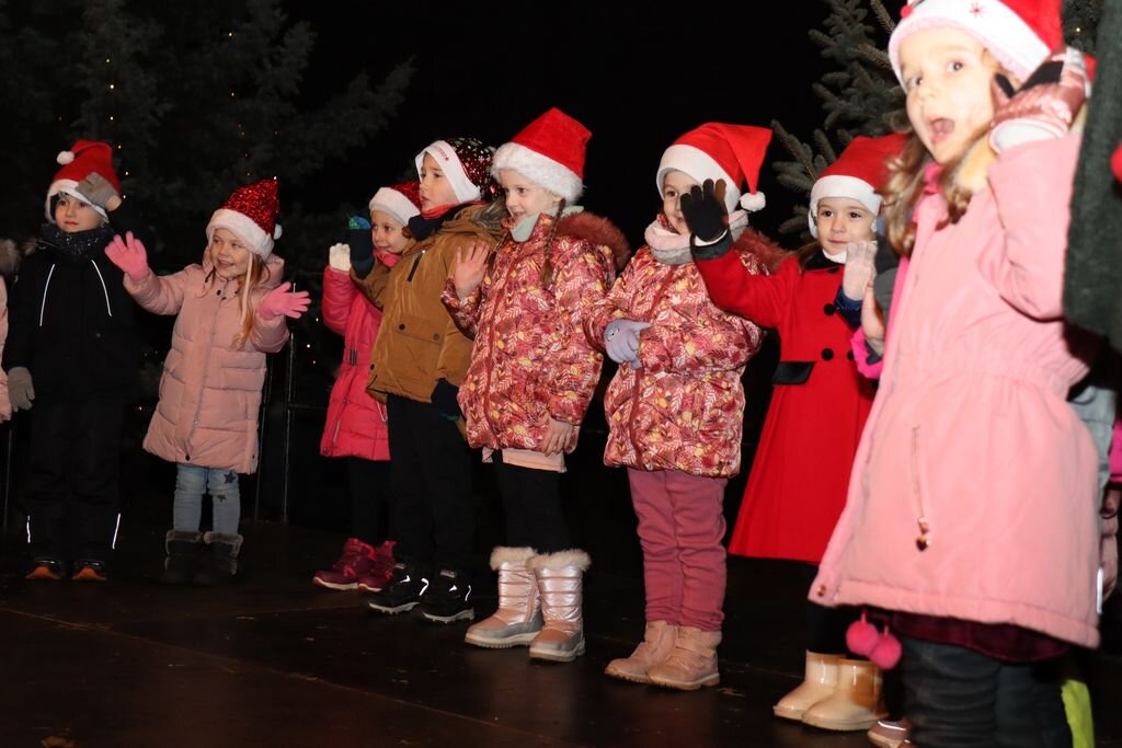 bajka_2022_nastup_vrtica_skola_1512_05