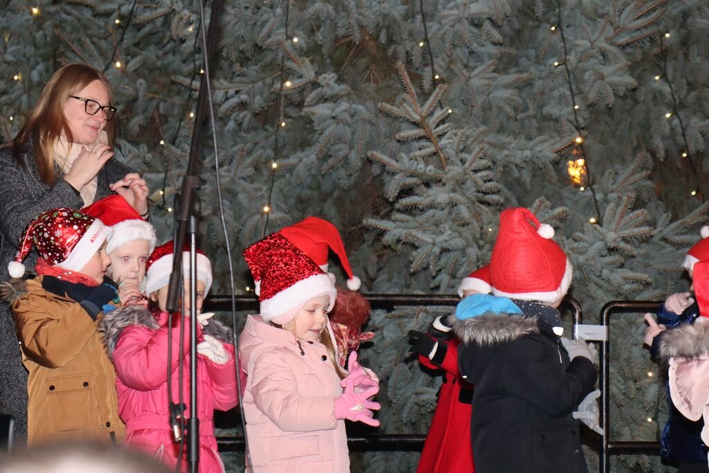 bajka_2022_nastup_vrtica_skola_1512_08