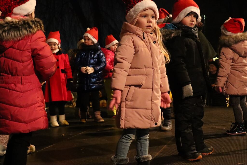 bajka_2022_nastup_vrtica_skola_1512_09