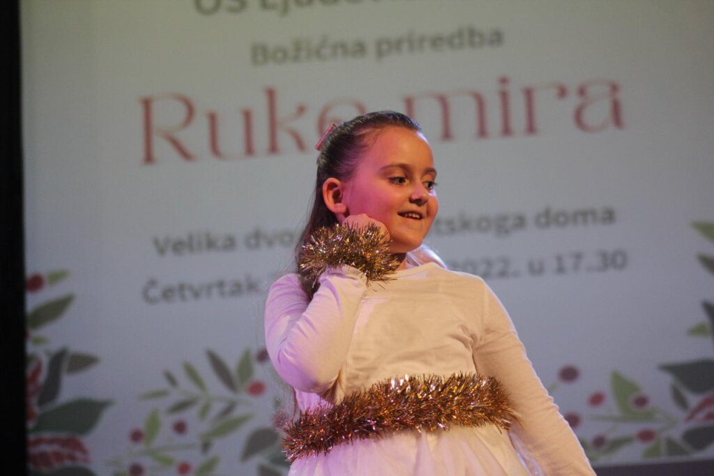 božićna priredba modec (8)