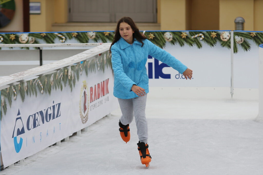 petak-advent-kicenje-borova-35