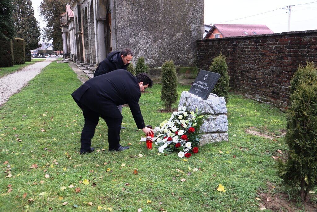 05 polaganje_cvijeca