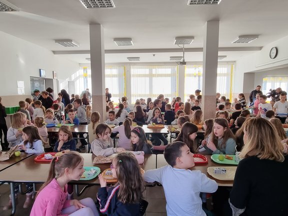 U Zagrebačkoj županiji besplatan obrok za 12.725 učenika u županijskim školama