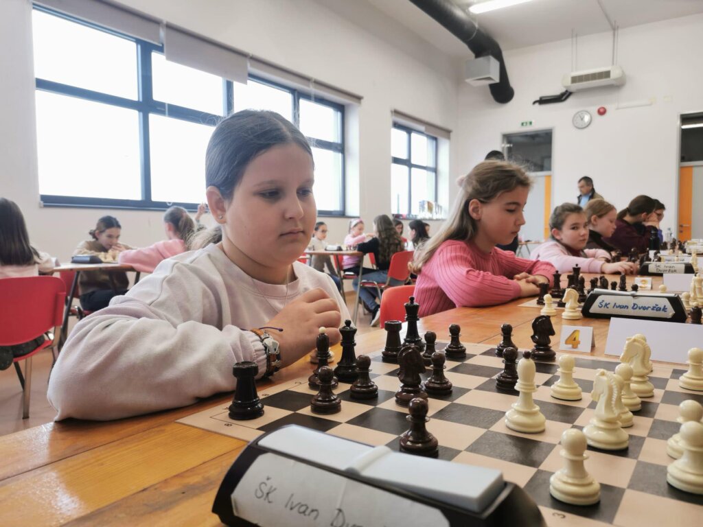 327914752_704151274490837_3602997130671559108_n