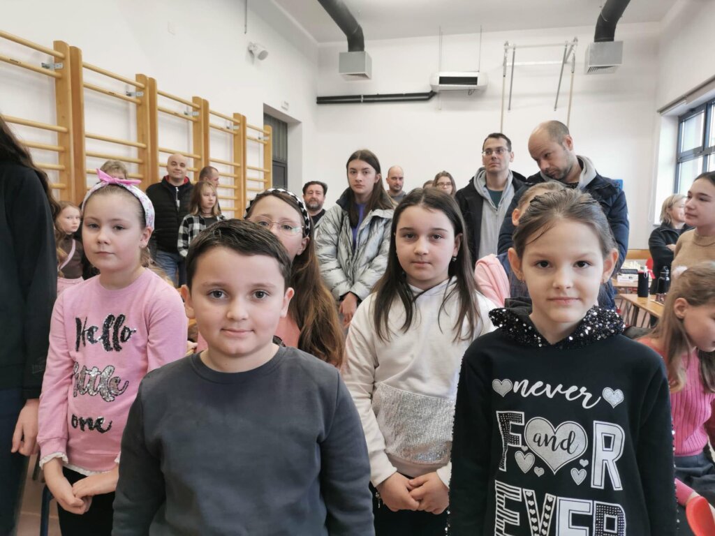 327935504_883976042806327_2905571043499064215_n