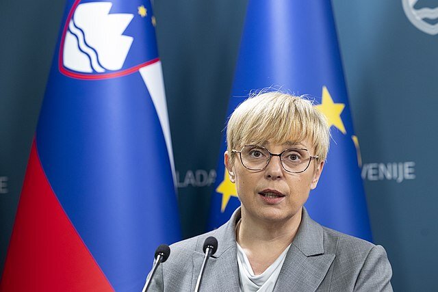 Slovenska predsjednica dodjeljuje priznanja pankerima i rokerima