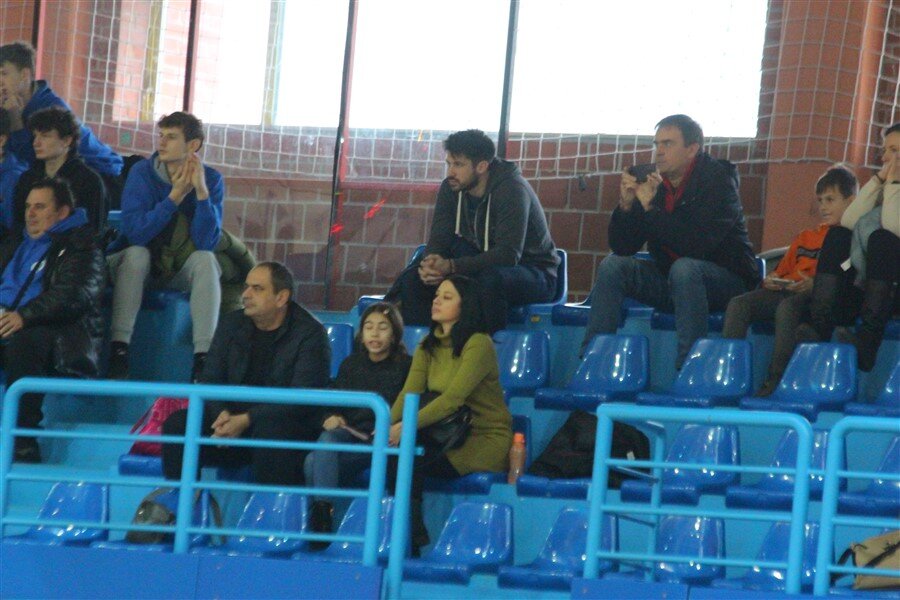 kosarka radnik kadeti 12