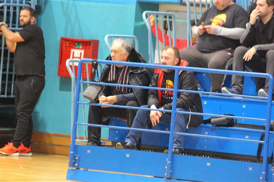 kosarka radnik kadeti 15