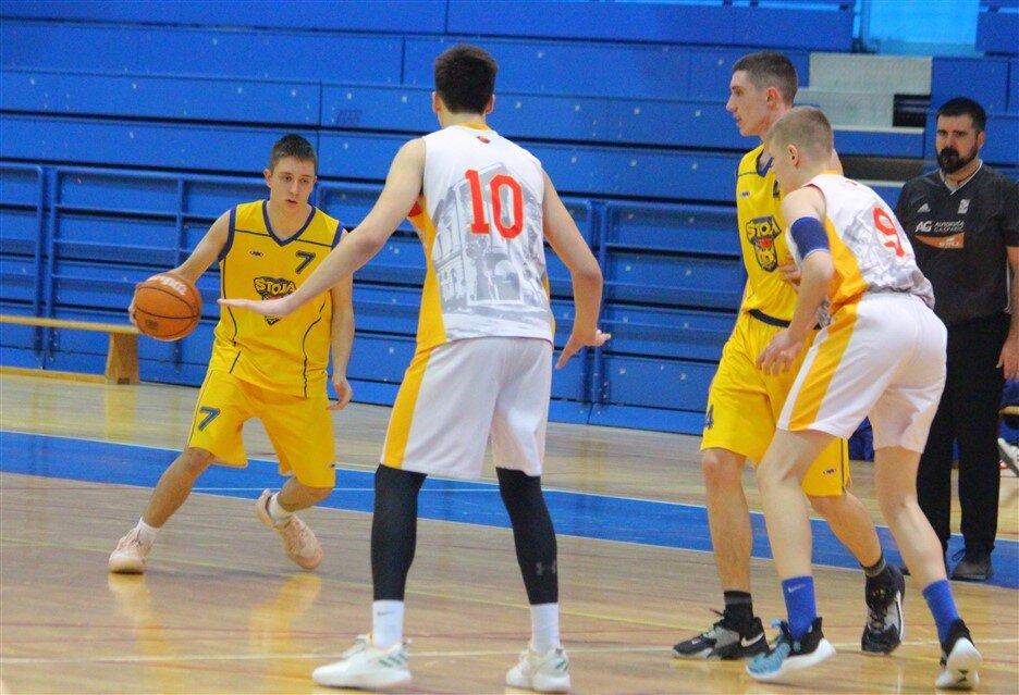 kosarka radnik kadeti 25