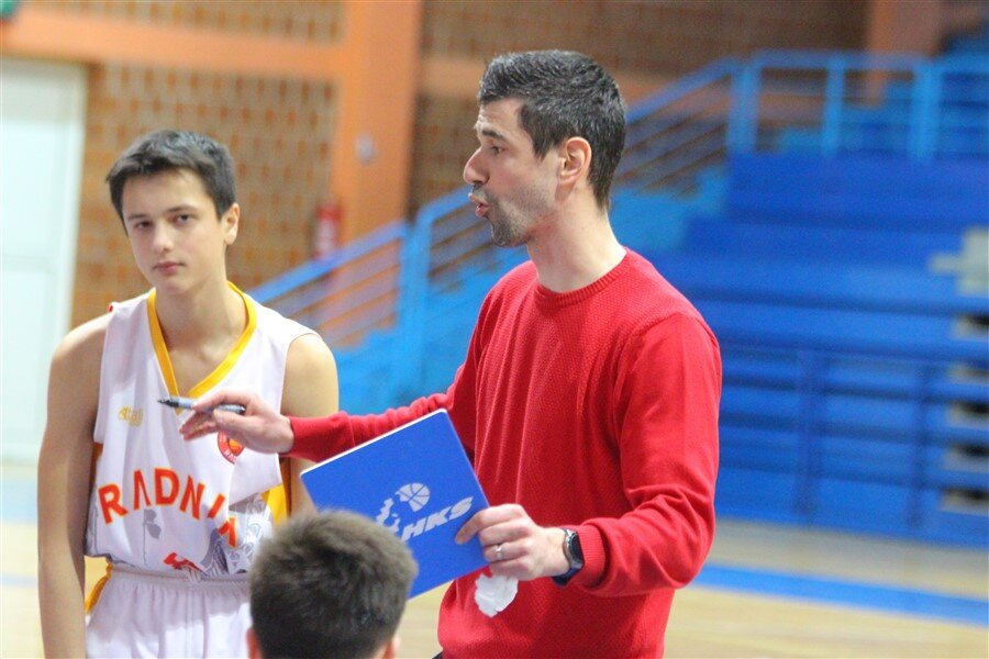 kosarka radnik kadeti 29