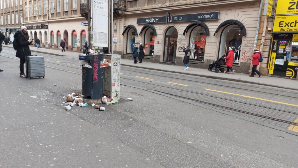 Počela ugradnja polupodzemnih spremnika u Zagrebu