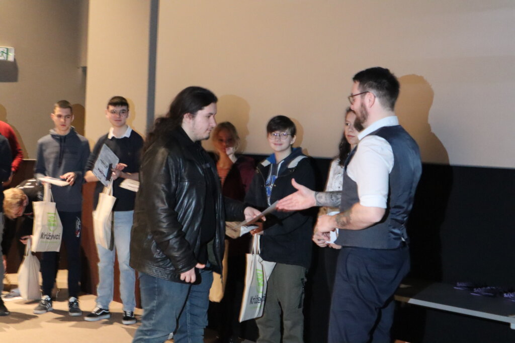 20230219054217-img-0574