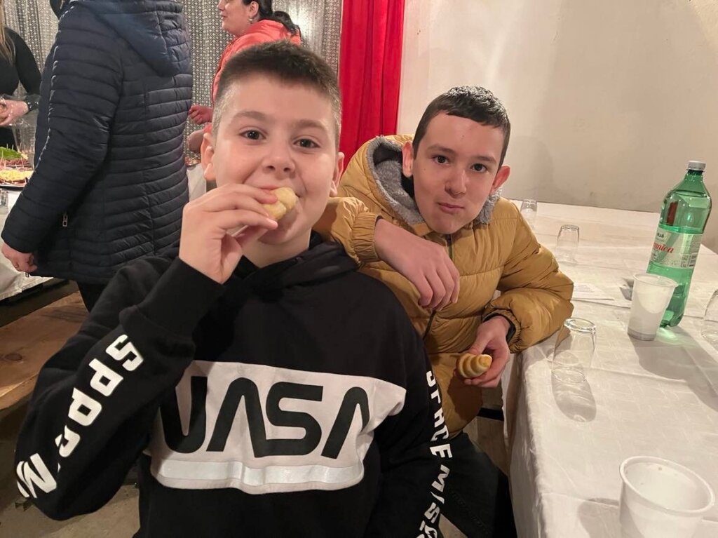 330253989_725618198977500_2058791246845486814_n