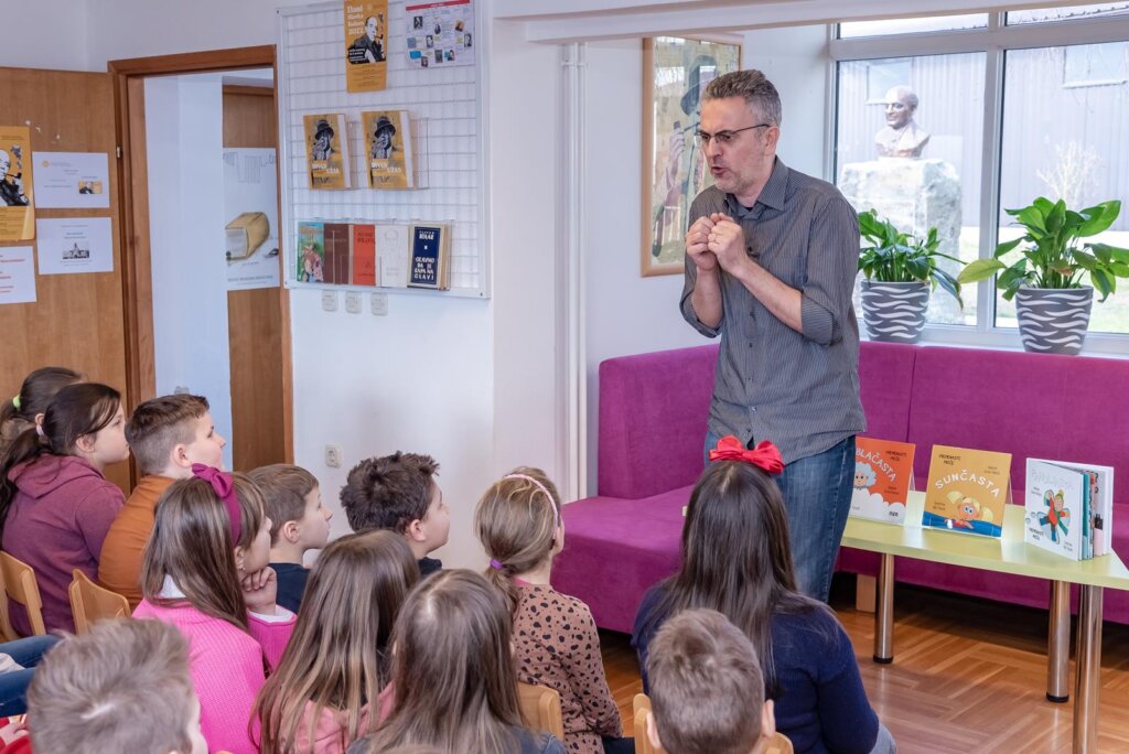 331132810_2444873602326532_5317909883311691887_n