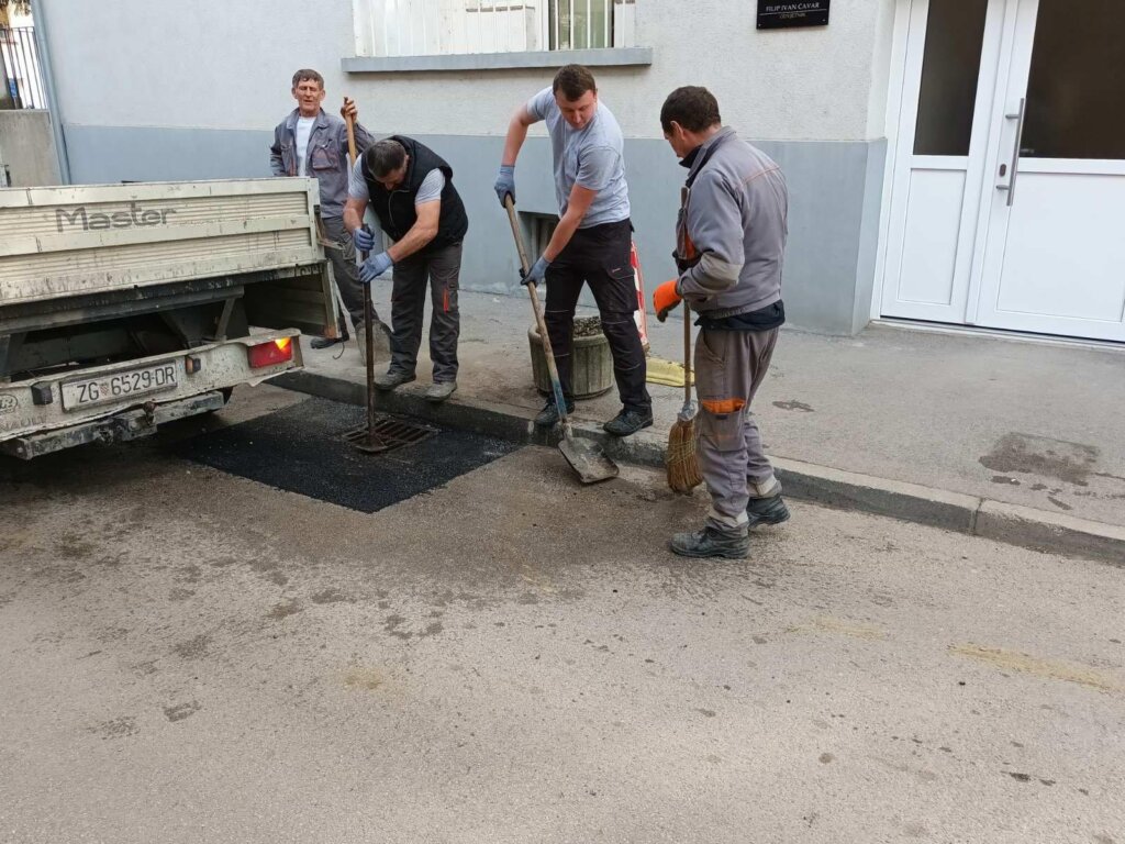 331417716_719649286481486_1926029671560637857_n