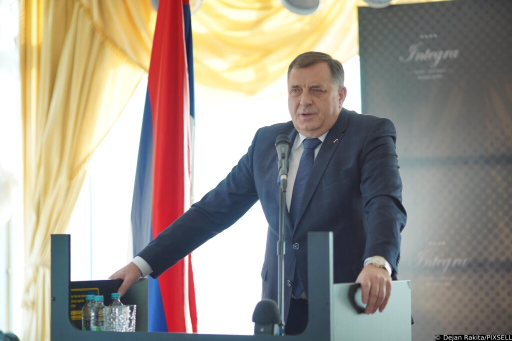 EU osudila napade na novinare u Banjoj Luci, Dodik tvrdi da su sami krivi