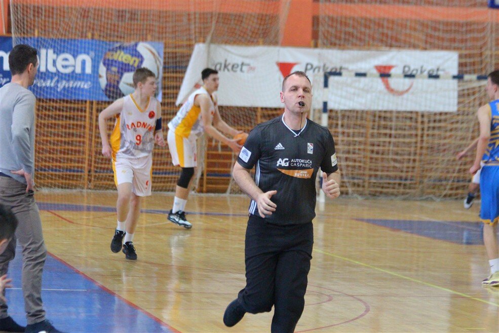 kosarka kadeti radnik mrav 16