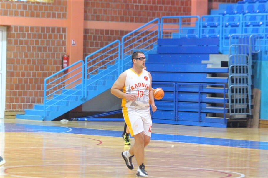 kosarka radnik labrada 05