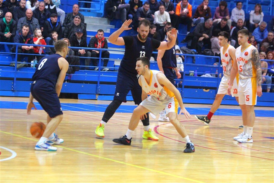 kosarka radnik labrada 23