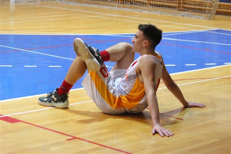 kosarka radnik labrada 38