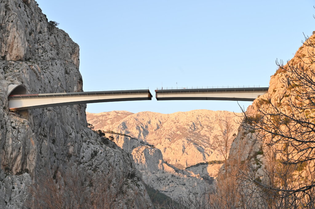 Danas se spaja most Cetina na obilaznici kod Omiša