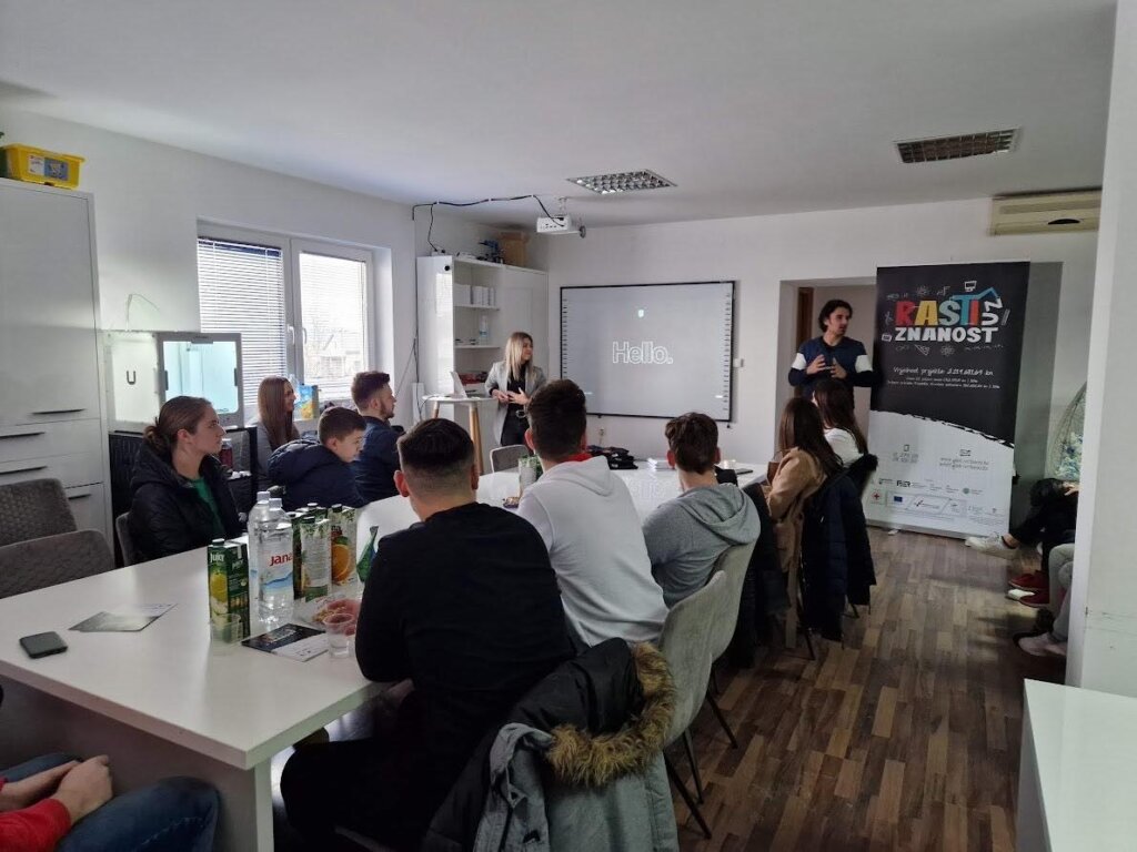 IT stručnjaci održali predavanje u Gradskom društvu Crvenog križa Vrbovec
