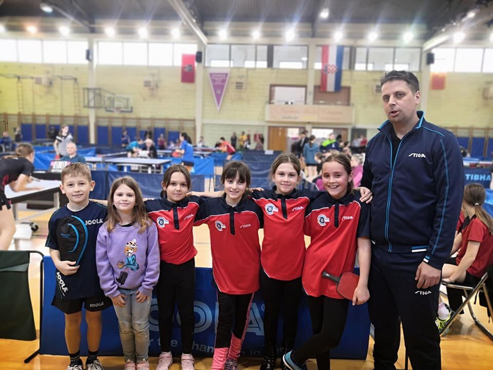 Mladi križevački stolnotenisači igrali na turniru u Krapini