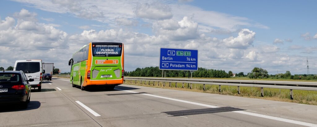 Akutni manjak vozača autobusa u Njemačkoj smanjuje autobusni prijevoz